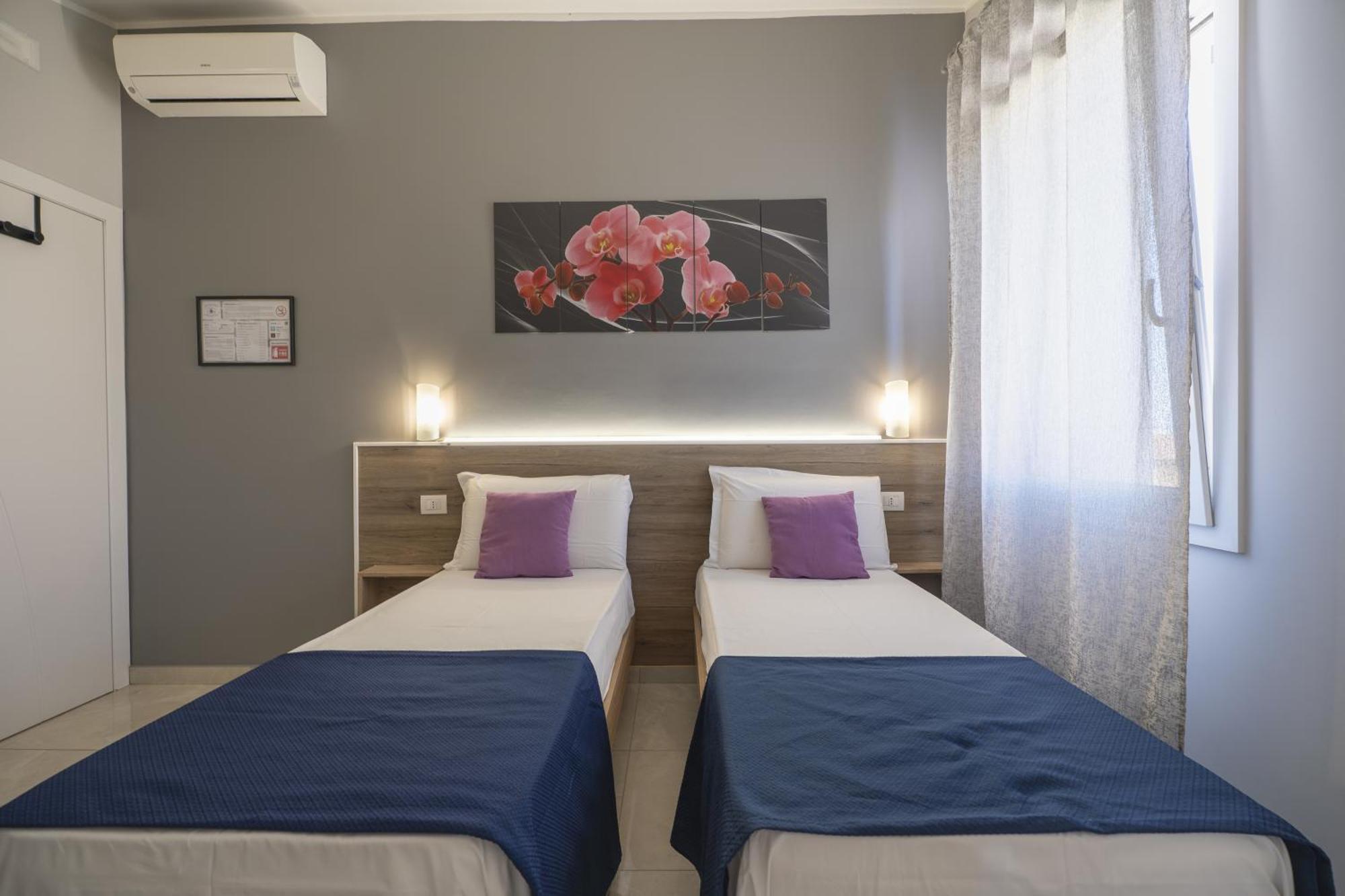 Affittacamere Orchidea For Tourists Hesperia Hosp Modena Exterior photo